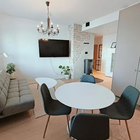Apartamento Fully Renovated & Stylish In The Heart Of The Centre