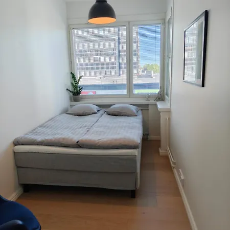 Fully Renovated & Stylish In The Heart Of The Centre